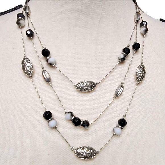 New York & Co Station Necklace Black‎ White Silver Tone Triple Strand Beaded - Picture 1 of 4